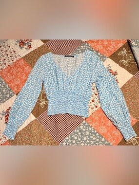 Abercrombie & Fitch Blue Floral Smocked Crop Top Long Sleeve Blouse Small